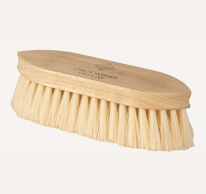Grooming Deluxe Wooden Classic Brush Short Hard
